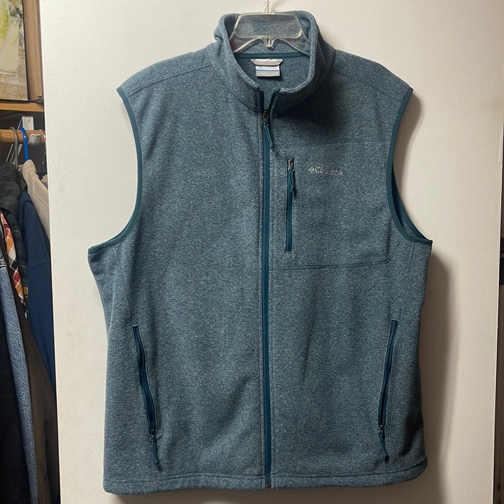 NWOT Columbia Vest